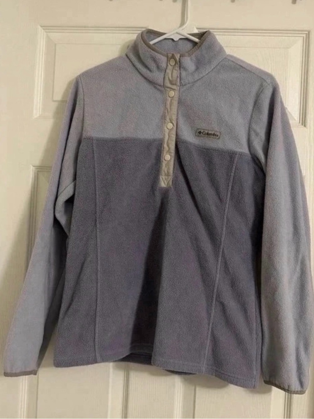 Columbia Two-Tone Light Purple and Lavender Fleece Pullover
